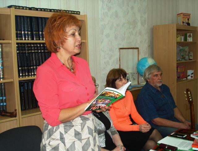 Март - месяц многочисленных встреч