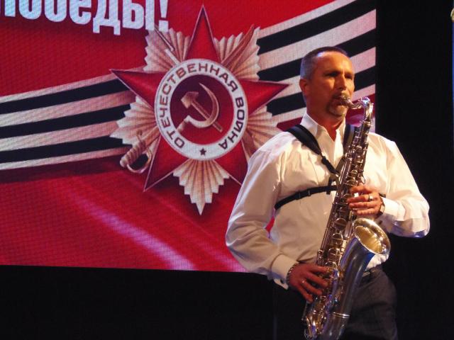 Празднование 74-ю годовщины победы советских войск над фашистской Германией с организацией «Труженики тыла и ветераны труда»