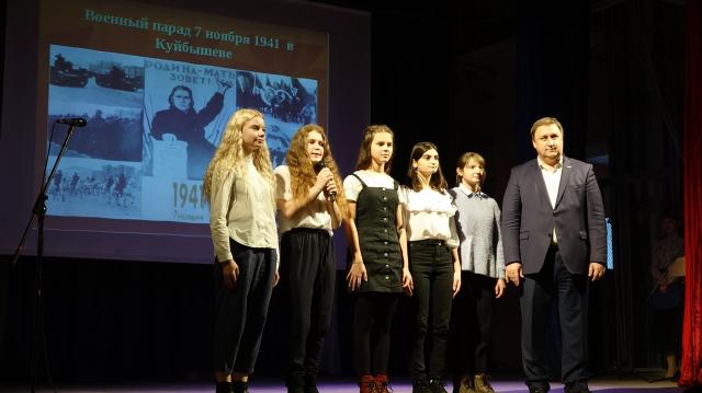 Памяти парада 7 ноября 1941г. на пл. Куйбышева